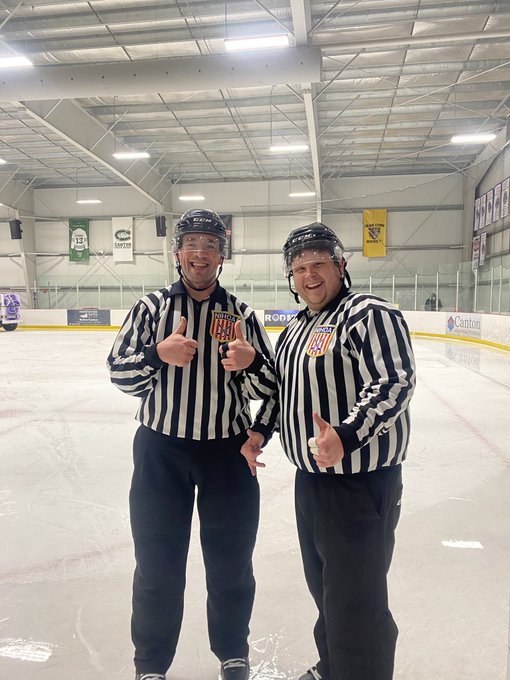 DanaPappasNFHS's tweet photo. It is Day Three of NFHS Winter Sports Officials Appreciation Week. If you are out at a game this week (or any time), say thanks to the men and women spending their time working games so your kids can play the sports they love! #thanksref @NFHS_Org @NASOofficiating @RefReps https://t.co/1DG6E3M3UT