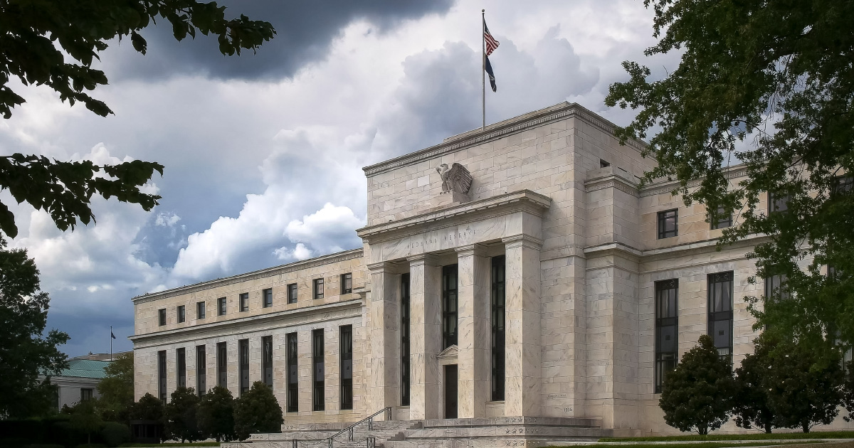 The #FOMC recently said that interest rates may have peaked. Read our historical analysis to learn when they could start to decline. #interestrates americandeposits.com/when-will-inte…