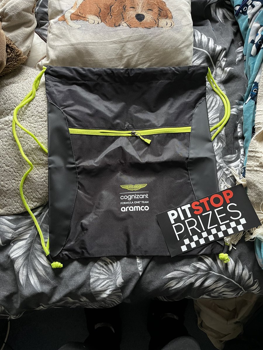 chloe ⁴ ⁸¹ tweet media