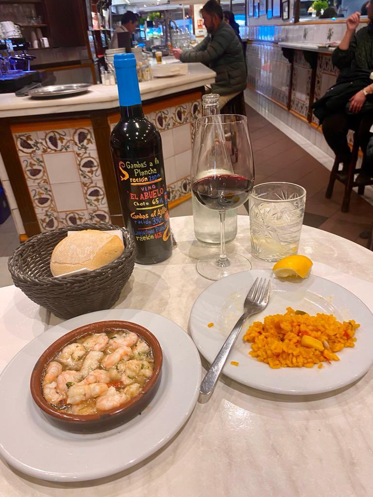 pmockbosques's tweet photo. El privilegio de sentirse siempre como en casa, y con las mejores gambas al ajillo del mundo mundial… Gracias @casabuelomadrid !#Madrid https://t.co/ItM3eYSy33