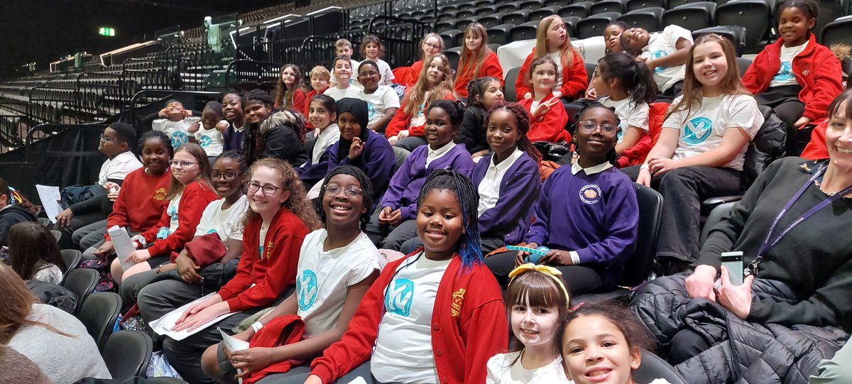 JoanneLunn7's tweet photo. Ready for @YVconcerts 2024 with @chantryprimary @SouthfieldLuton @WhitefieldLuton @pioneer_trust 😁😁🎵🎼 https://t.co/qT2CLpze5f