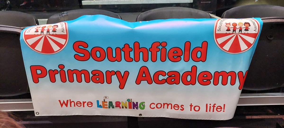 JoanneLunn7's tweet photo. Ready for @YVconcerts 2024 with @chantryprimary @SouthfieldLuton @WhitefieldLuton @pioneer_trust 😁😁🎵🎼 https://t.co/qT2CLpze5f