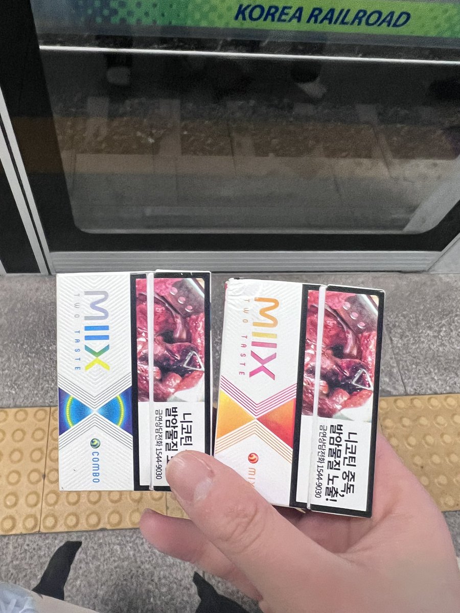 릴하이브리드 2.0 판매합니다.
박스x
기스는 없고 믹스믹스랑 콤보 같이 드려요!
(믹스3개 정도 폈고 콤보는 6개정도 폈습니다)
4.5에 택미포로 판매합니다
쿨거시 4.5 택포로 판매

#전담 #전자담배 #릴하이브리드