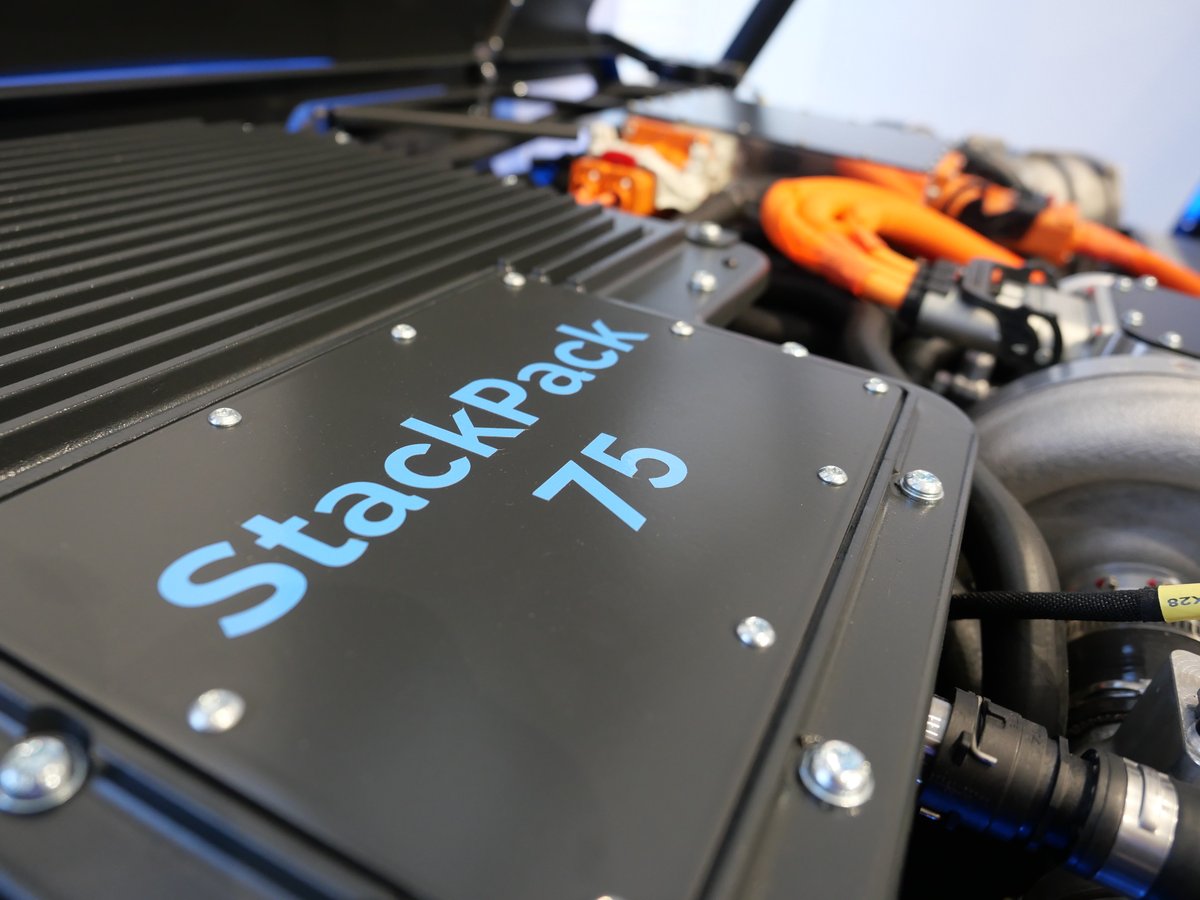 SymbioFCell's tweet photo. @CES 2024: let's go! 🌊
From Jan. 9 to Jan. 12, meet our teams on our co-shareholder @forviagroup_'s booth at world's leading tech event, and discover our #fuelcell system StackPack75 for the first time in the USA! #CES2024 https://t.co/AvE4ojc2gy