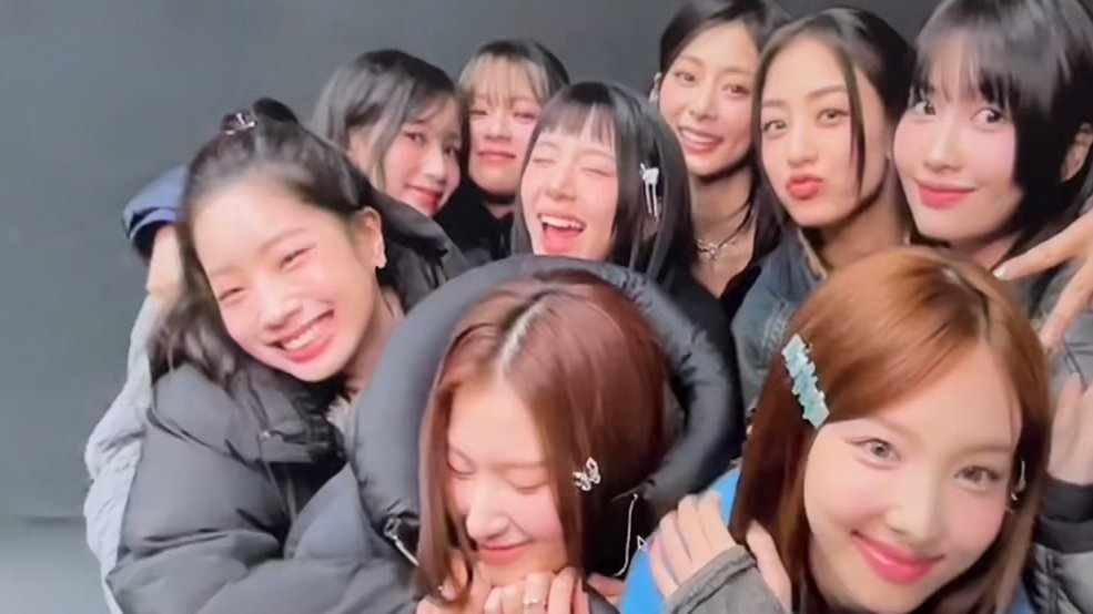 godmitzu's tweet photo. 9WICE IS THE CUTEST FAMILY 🥺 https://t.co/GeKOmY6xig