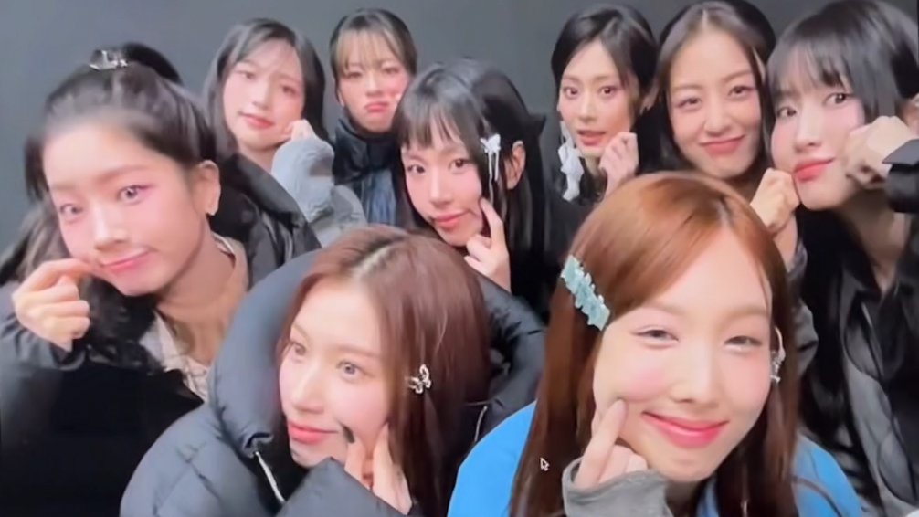 godmitzu's tweet photo. 9WICE IS THE CUTEST FAMILY 🥺 https://t.co/GeKOmY6xig