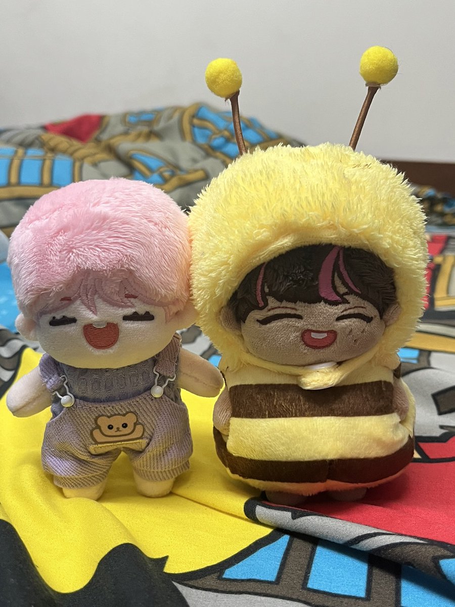 ได้รับชุดแล้วนะคะ ทั้งเอี๊ยมม่วงและชุดผึ้งเลยย น่ารักมากกกกกกก  #เดอะฉ่อยรีวิว