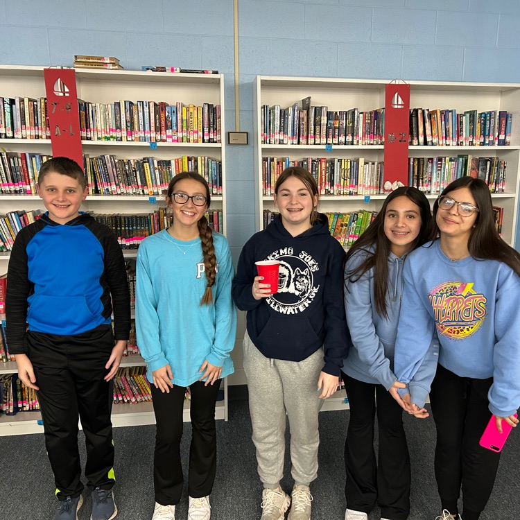 Okeene_OPS's tweet photo. 7th through 12th grade students who made the "Nice List" were rewarded with lunch from a local restaurant of their choice today! Mrs. Feely chose the top 15 readers based on total points in AR! https://t.co/tMTu3iXRnG