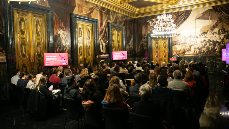 BCNCiencia's tweet photo. 👉 @bcn_ajuntament i @FundlaCaixa han presentat avui els 1⃣4⃣ projectes de #RecercaiInnovació que rebran les subvencions de la convocatòria 2023

Els seleccionats es repartiran 2M€ i disposen de 18 mesos per desenvolupar els projectes https://t.co/7JsBXXEWS0