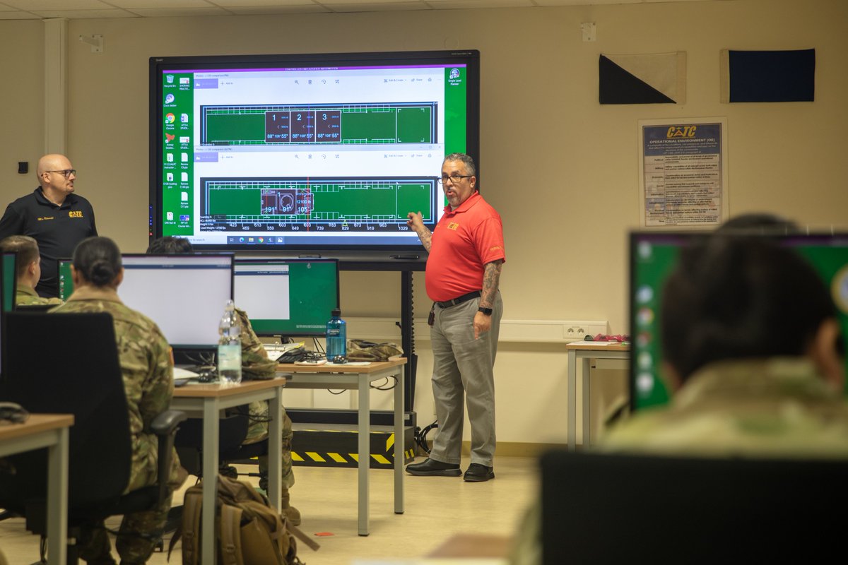 7thATC's tweet photo. @USArmy #Soldiers assigned to various units conducted the Joint Aircraft Load Planning Course at the Combined Arms Training Center (CATC) in #Vilseck #Germany, Jan. 10.
πΈ Spc. Adrian Greenwood
#StrongerTogether #TrainToWin #BeAllYouCanBe #ReadinessFirst https://t.co/UIFViSjiav