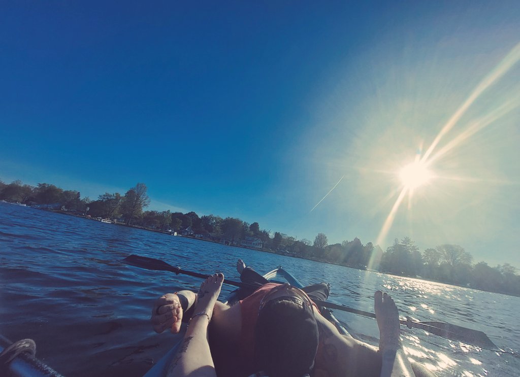 msTabOoTOes's tweet photo. Thinking about warm days with my toes in the sun ☀️🌞 https://t.co/aBHhlEZmha