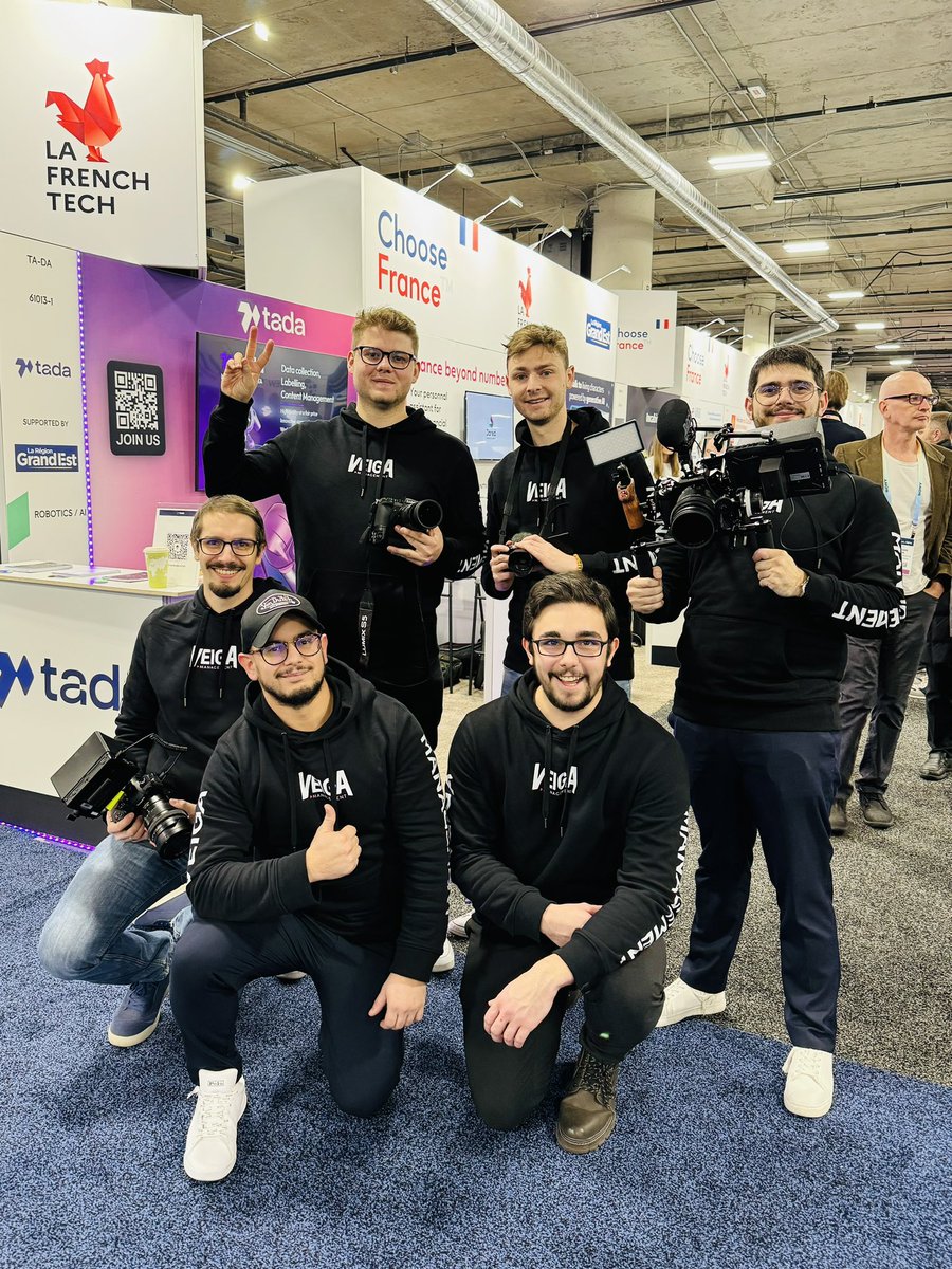 VeigaManagement's tweet photo. Une partie de notre équipe est actuellement à #LasVegas au #CES 2024 pour accompagner 5 de nos clients ! 🇺🇸

Le CES est le plus grand salon technologique du monde, de belles images à venir 👀 https://t.co/btVeQeJvV1