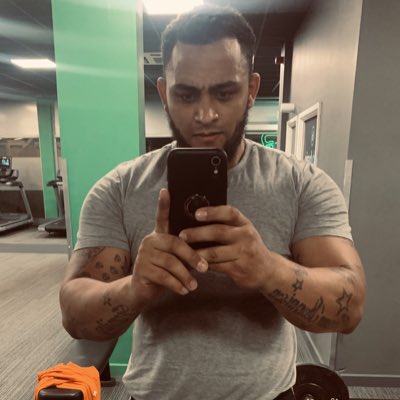 GangPitz's tweet photo. #NewProfilePic https://t.co/HNs3ftqa7q