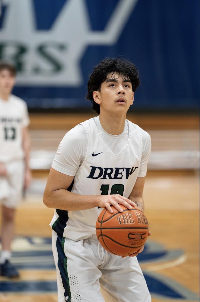 🚨Congratulations to Andre De Los Reyes ‘27 for being brought up to the Varsity permanently! Since his arrival in the fall, Andre has been on the “Developmental Team.” Andre is an extremely hard worker with a bright future! #RangerUp #d3h <a href="/AndreDeLosReye5/">AndreDeLosReyes</a>