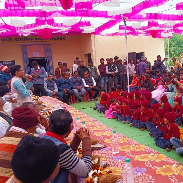 Monasahu2002's tweet photo. #विकसित भारत संकल्प यात्रा #के अंतर्गत तहसील कुरवाई के ग्राम पंचायत नगवासा  के ग्राम सांकरोद में *संकल्प पत्र,माय भारत वोलेंटियर व क्विज प्रतियोगिता* में जनसेवा मित्र टीम कुरवाई ने अपना पूर्ण योगदान दिया
@CMMadhyaPradesh @CMYIP_ @Connect_Lokesh @Iamanshulsaxena @AIGGPA https://t.co/8nDd1eg04P