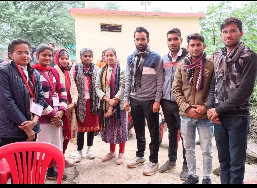 Monasahu2002's tweet photo. #विकसित भारत संकल्प यात्रा #के अंतर्गत तहसील कुरवाई के ग्राम पंचायत नगवासा  के ग्राम सांकरोद में *संकल्प पत्र,माय भारत वोलेंटियर व क्विज प्रतियोगिता* में जनसेवा मित्र टीम कुरवाई ने अपना पूर्ण योगदान दिया
@CMMadhyaPradesh @CMYIP_ @Connect_Lokesh @Iamanshulsaxena @AIGGPA https://t.co/8nDd1eg04P
