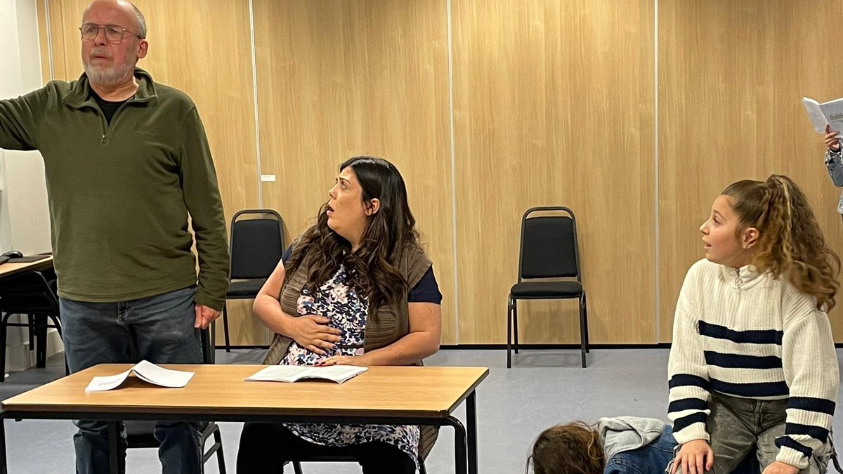 Our panto, Goldilocks and the Three Bears, is in rehearsal, and great fun is being had by all! See you at Burbage in February! eventbrite.co.uk/e/goldilocks-a…