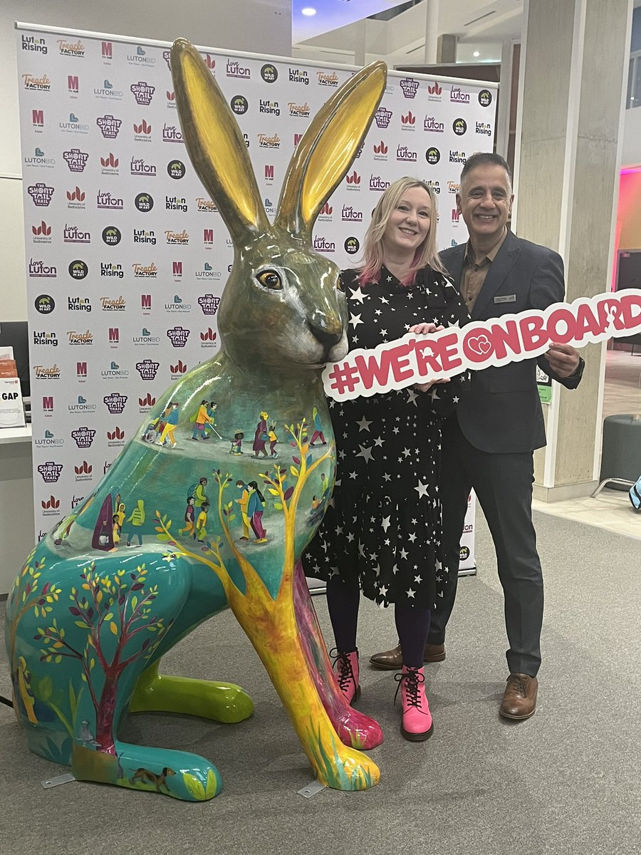 LutonSixthForm's tweet photo. We were delighted to attend @KeechHospice Design Selection Event for the Short Tail Trail on Monday evening @barn_field 🧡
With more than 200 designs from Artists for the hare and tortoise sculptures we were spoils for choice to select our piece!
#weareonboard #Keech #ShortTail https://t.co/HOlHEdMclq