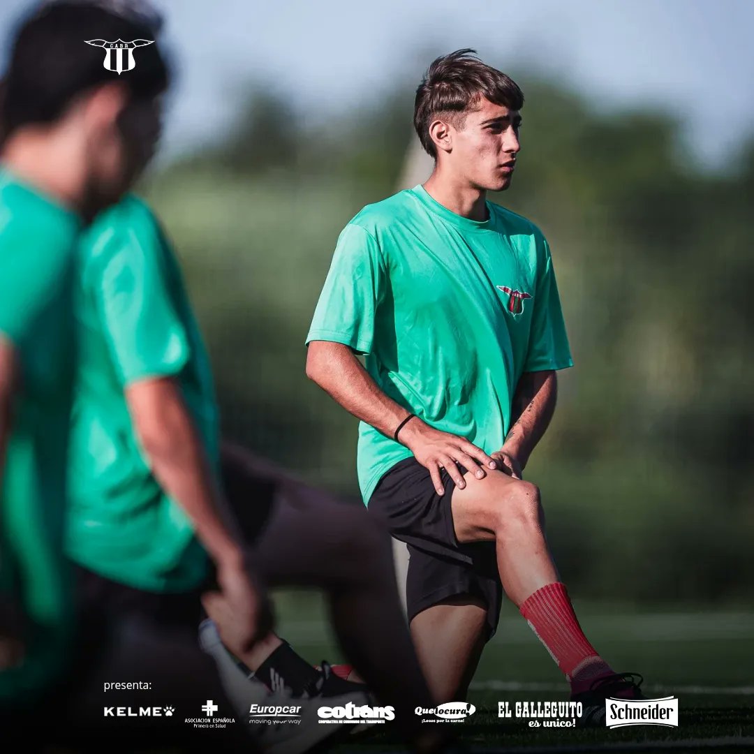 bostonriver's tweet photo. La #Pretemporada2024 para nuestras formativas arrancó en el Complejo Edmundo Kabchi. 💚🔴
Jóvenes promesas listas para forjar su camino hacia la grandeza.
¡A dejarlo todo en cada sesión de entrenamiento!
⚽💪 #Formativas2024 #VamoselBoston 💪 https://t.co/1Qx55zG2MA