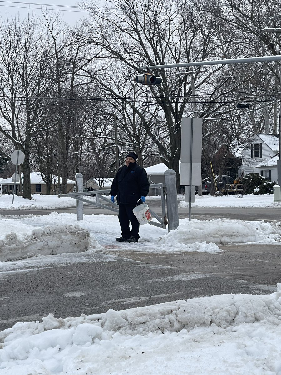 LOWELLCUSD200's tweet photo. A huge thank you to Mr. Raul for all his hard work and our facilities team for ensuring our building grounds were salted and cleaned. @CUSD200 https://t.co/MBPPV2WaxY