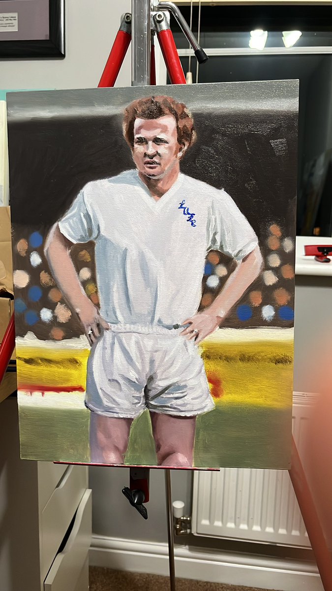 ObaeGraphics's tweet image. #billybremner oil painting done for my dads birthday, got a lot more practicing to do before I reach my goal

#lufc #painting