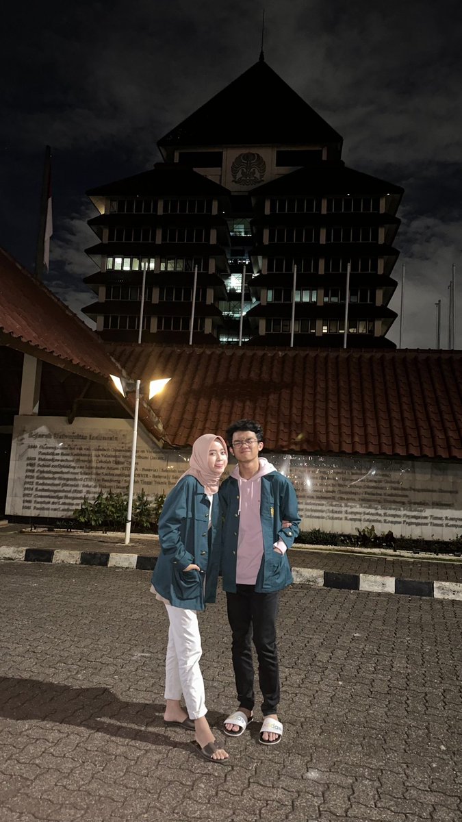 m_ilooo's tweet photo. foto sama jaket apalagi yaah 🤔 https://t.co/KzQ7tsQDaO
