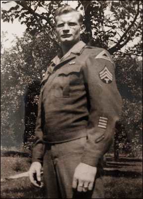 "Saving Private Ryan" has become a posthumous link between Whitie and me, one submersed in pain and understanding...
I look forward to your comments.
southernyankeewriter.blogspot.com/2024/01/saving…