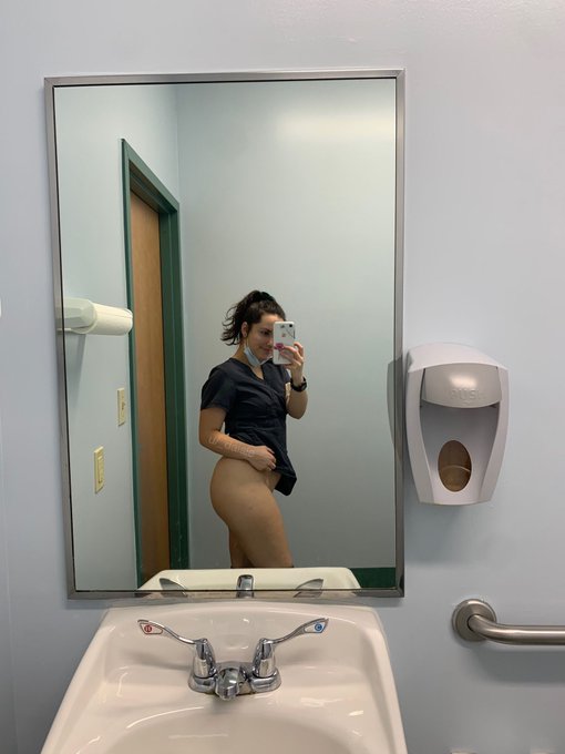 Watch daisie's leaked NSFW photo on TwXstars