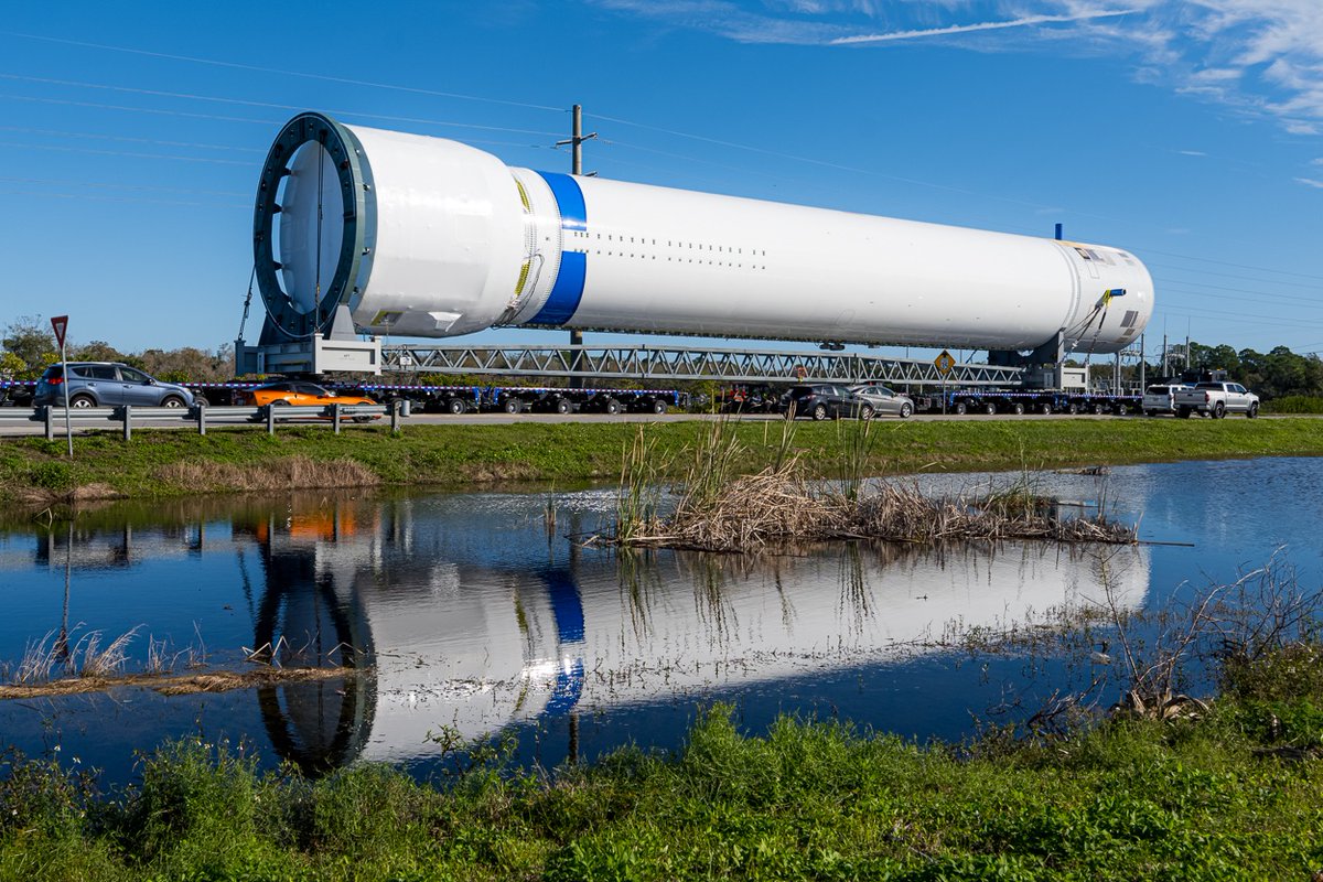 johnkrausphotos's tweet photo. More: New Glenn first stage hardware on the move near Kennedy Space Center this morning, presumably headed to LC-36 https://t.co/2oFtYAZVUE
