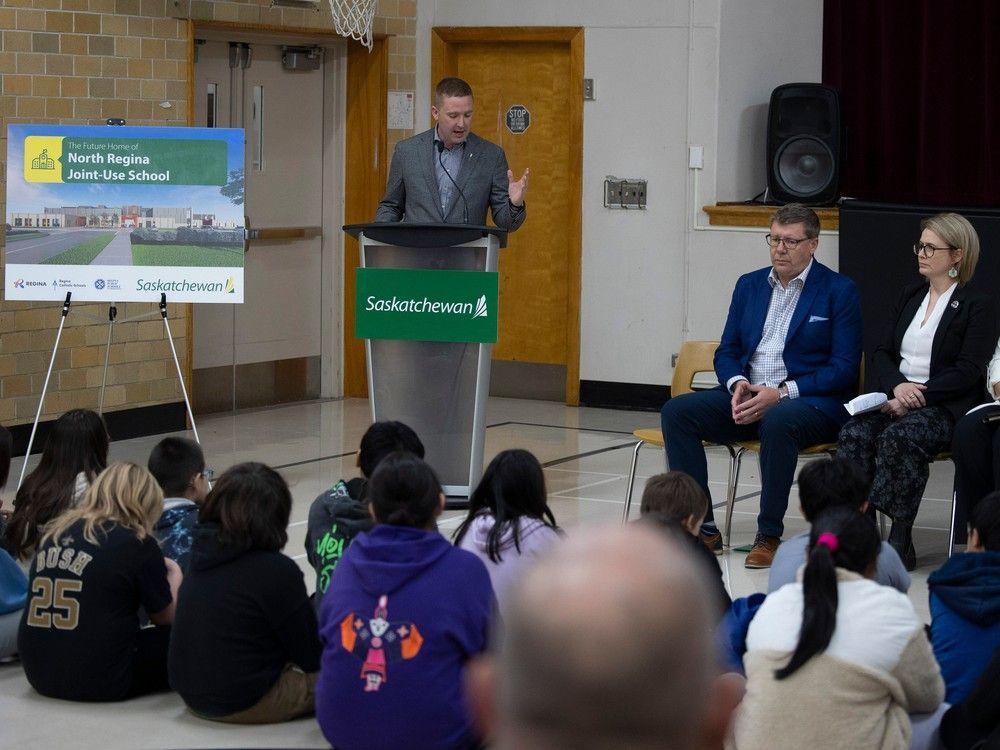 Phil Tank: Sask. students' scores plummet in math, reading, science 
#sask  #sasked  #yqr  #yxe  leaderpost.com/opinion/column…