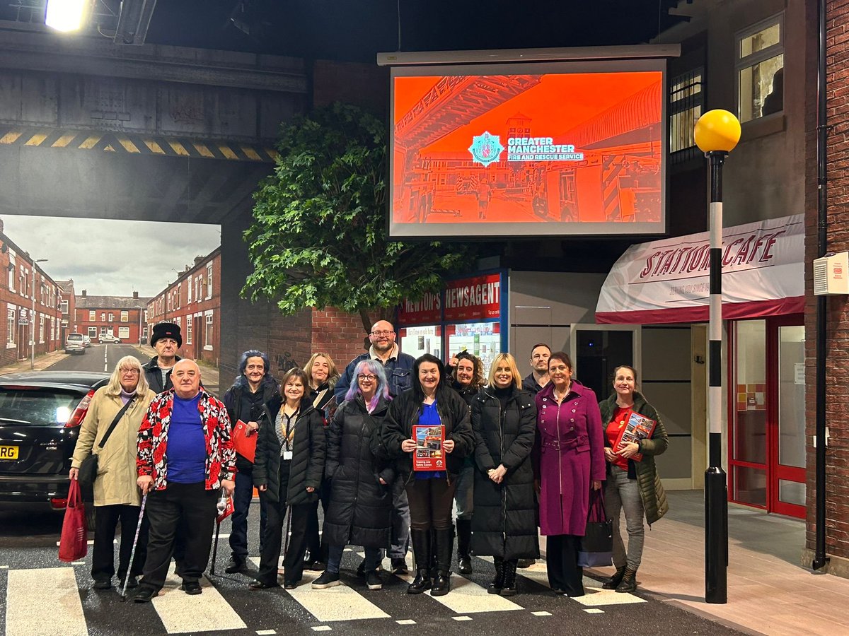 APioneerHomes's tweet photo. Hoarders Helping Hoarders Peer Support Group and our Engagement Team attended the Greater Manchester Fire and Rescue Service Training and Safety Centre.  The centre offers a free immersive and interactive learning experience. Partnership working @JigsawTameside https://t.co/59VUQMkMge