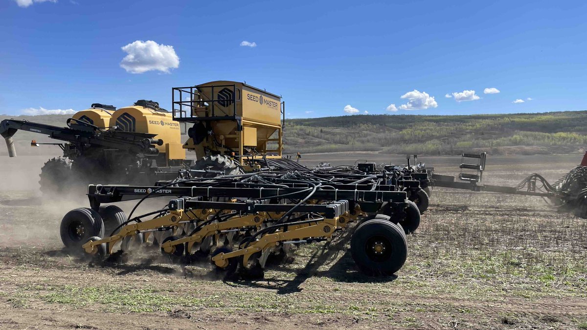 SeedMasterMfg's tweet photo. Ready for day two in Saskatoon at @WCCPS_SK. Come by to talk precision seeding solutions, maximizing productivity, superior ROI, and being a #CanolaMaster! https://t.co/tk2kRjOs94
