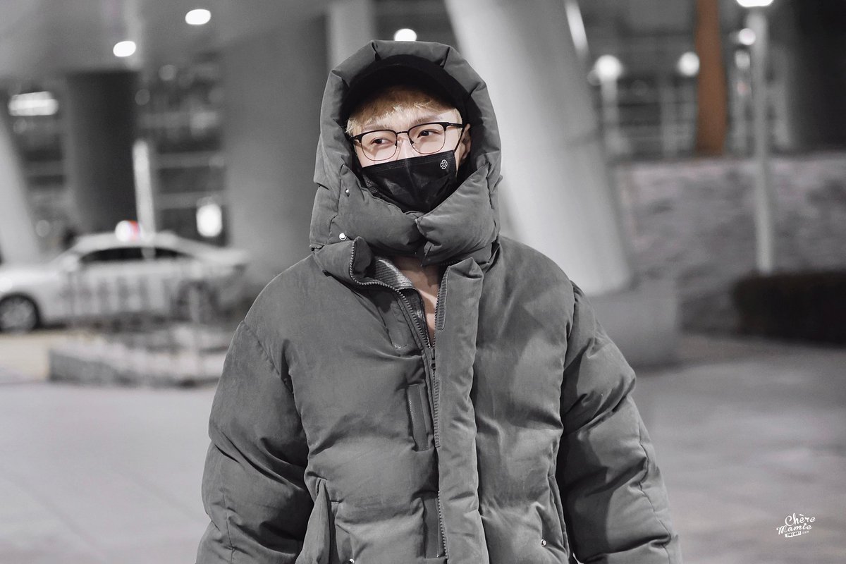 layzsource's tweet photo. baby is in korea 🤍 https://t.co/uYHkAYG2dl