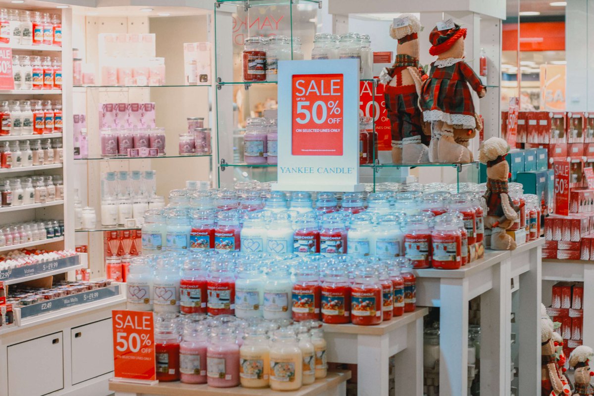 bonaccordcentre's tweet photo. Beat the January Blues at Bon Accord 🥶🥶🥶

Do not miss the chance to get some fabulous scented candles, Yankee Candle has an up to 50% promotion going until the end of January. https://t.co/LZ9E4CBFGO
