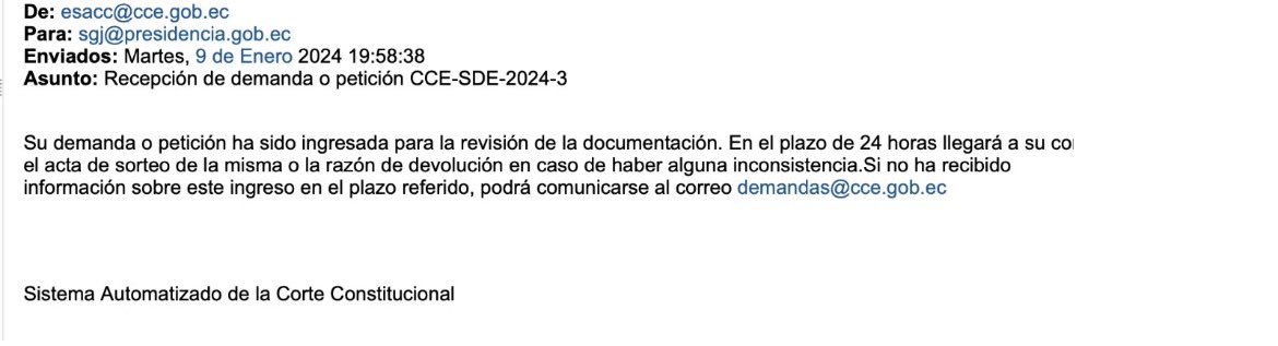 etorrescobo's tweet photo. Tal como se tenía previsto desde un principio y se lo dijo a los medios en la rueda de prensa que se dio afuera de la Corte Constitucional, las 9 preguntas adicionales para la Consulta Popular fueron presentadas formalmente el día de ayer, vía digital y con firma electrónica. 

Hago un comedido llamado a los grandes medios de comunicación a no seguir con la desinformación y con los ataques injustificados al gobierno. 

Unámonos aunque sea esta vez y dejemos a un lado a los terroristas y a los desestabilizadores. 

El Presidente @DanielNoboaOk lidera un cambio contundente e histórico que nos requiere unidos y firmes. 

¡La Patria finalmente vencerá!