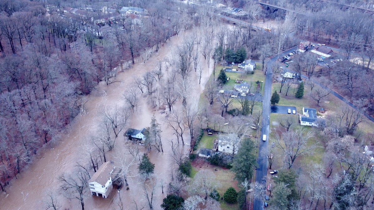 JanCarabeoCBS3's tweet photo. A view of the Neshaminy Creek flooding from above Periwinkle Avenue in Middletown Township. Shout out to Bob Barnes for not only letting me interrupt his drone session, but also sharing the photos afterwards. https://t.co/PXumXPTqbm