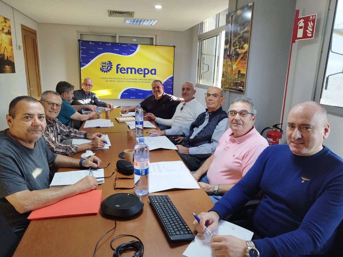 ASINTRATENERIFE's tweet photo. 🗣️ Reunión de Fecata en #GranCanaria con gran asistencia y predisposición, en la que se abordaron diversos puntos:
✔️ Nuevo certificado #SERMI
✔️ Recuperación de la comida precovid como elemento de cohesión
#asintra #femete #cetraa #fecata https://t.co/W9cGIzaf2Q