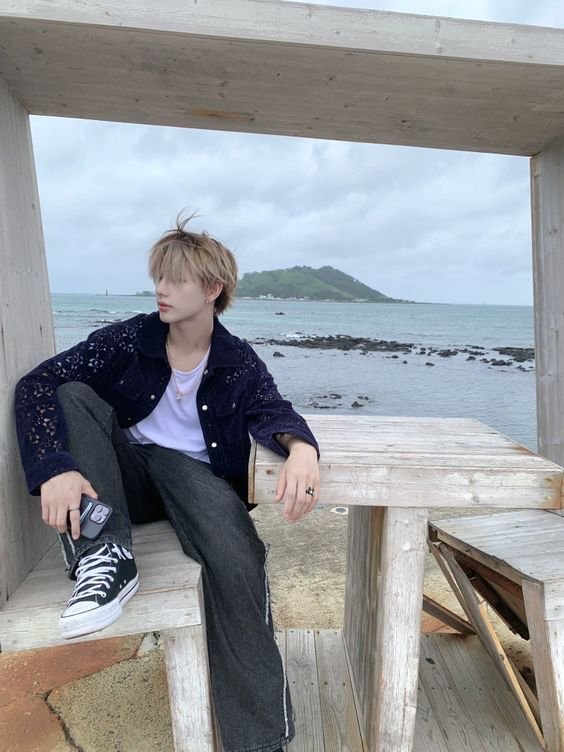 UpdateKBoys's tweet photo. ๐๐ Hoje, o Sing do XODIAC, estรก completando 22 anos. Parabรฉns!
Nรณs desejamos um feliz aniversรกrio, muita saรบde e sucesso em sua carreira! ๐ฅณโจ
HAPPY SING DAY
#HAPPYSINGDAY
#XODIAC #์๋์
#Sing #์ฝ https://t.co/7lYWc785i1