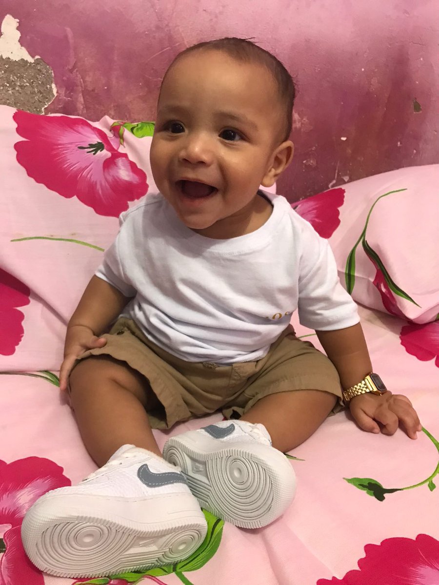 Toorinha556's tweet photo. Na primeira vez em que te vi, foi como se seu olhar me perguntasse como eu pude viver tanto tempo sem você. Te amo filho..🥺❤️ https://t.co/1qD3yx3dno
