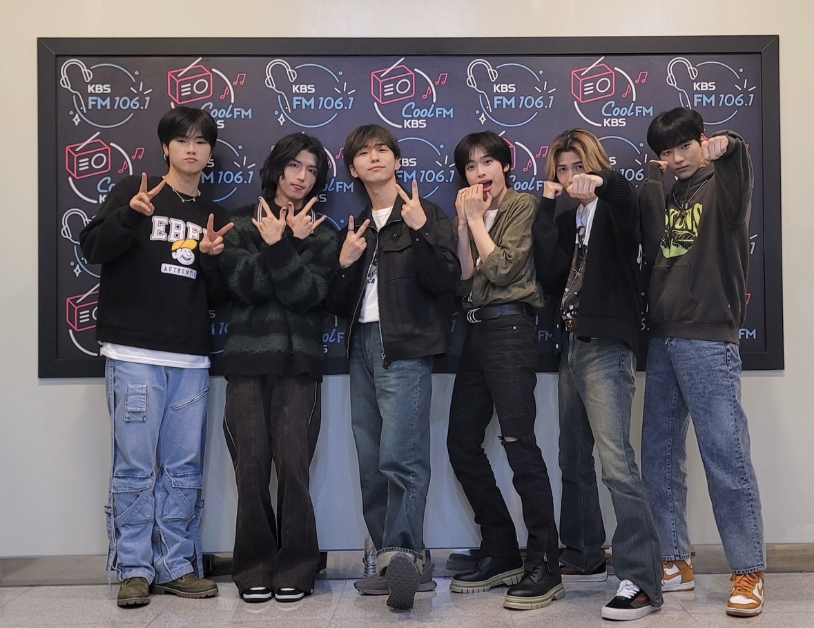 Xdinary Heroes tweet media