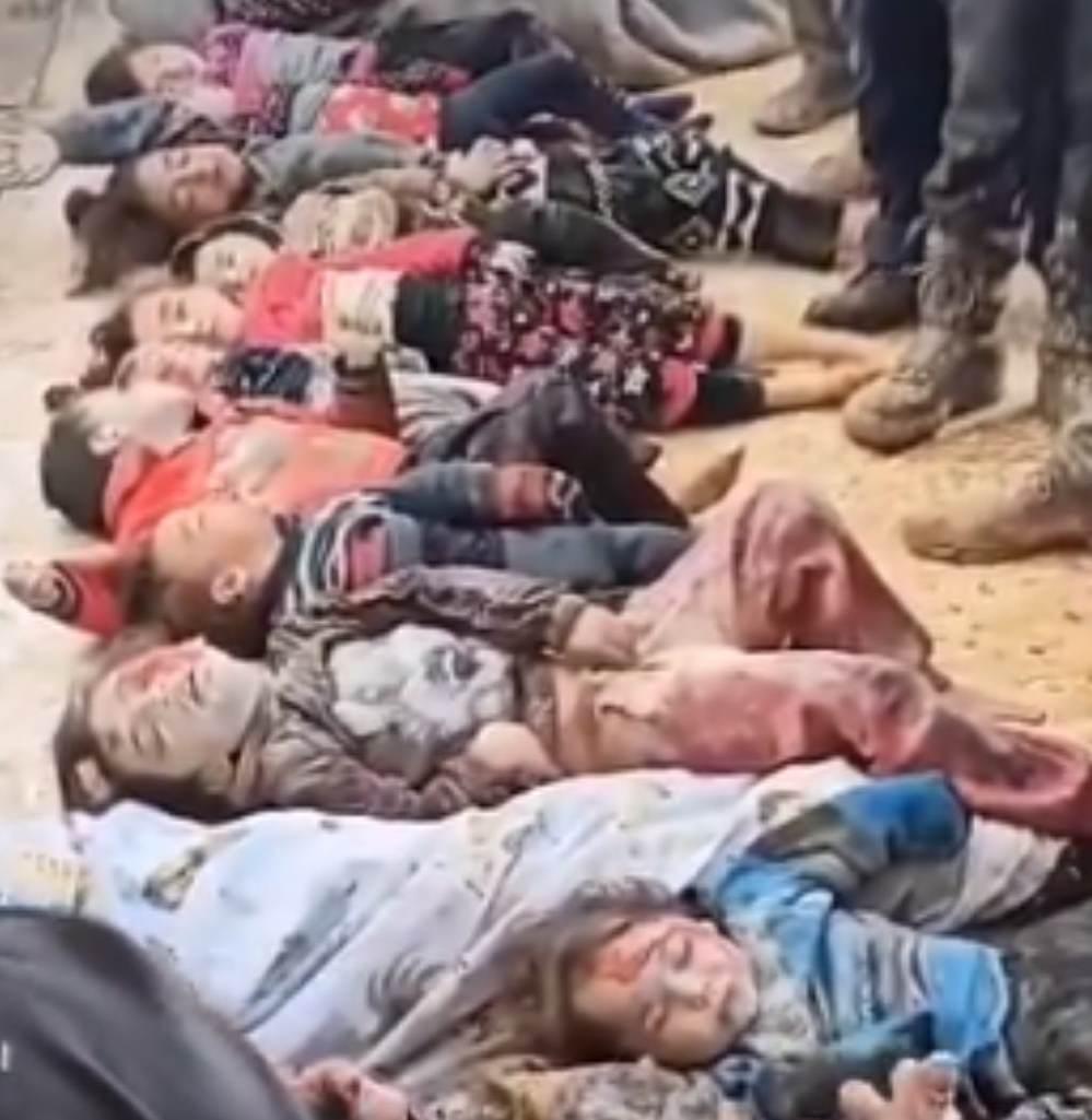 🇮🇱🇵🇸

Miért mások a zsidók?

Miért van az, hogy nekünk, európai embereknek ünnepelnünk kell, hogy a zsidók megmenekültek a Holokauszttól, ugyanakkor támogatnunk is kell amit Gázában csinálnak? Gyerekek ezreit ölik meg, egy komplett országot lerombolnak, és ha azt mondod, hogy ez