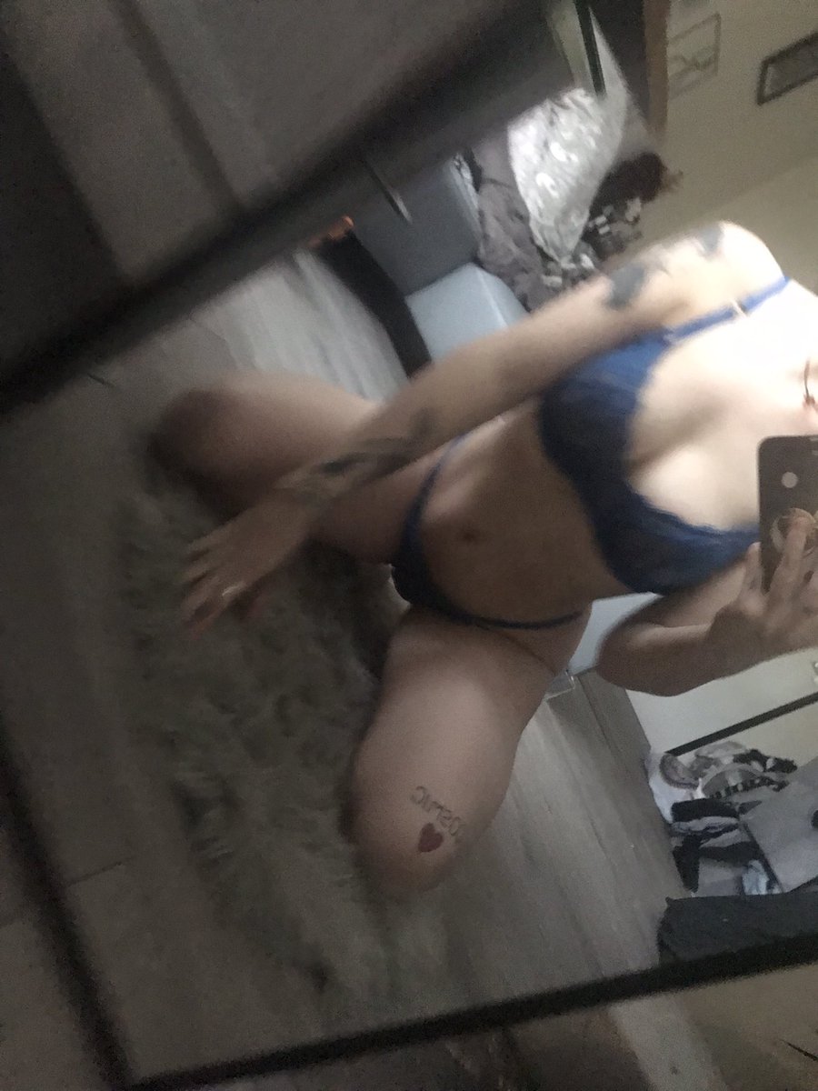 witch_bitx's tweet photo. Sexy royal blue underwear set
#ContentCreator 
#sexyunderwear https://t.co/TRoWzczqx1