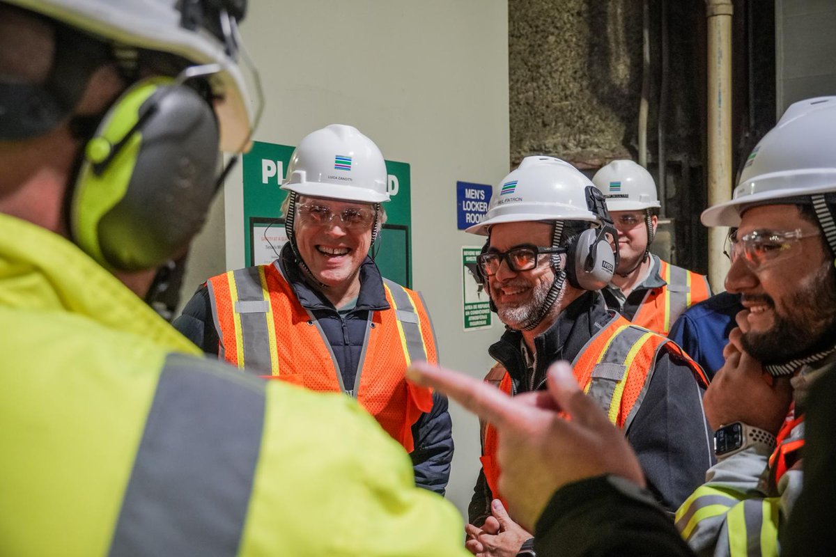 _LucaZanotti's tweet photo. Started 2024 with a visit to our McCarty threading facility in Houston. Great touring our newly revamped offices, walking the mill, and taking a deep dive into our safety performance across the US. Congrats to McCarty for their creativity and innovative spirit. #TenarisinUSA https://t.co/CWZqyNv6A5