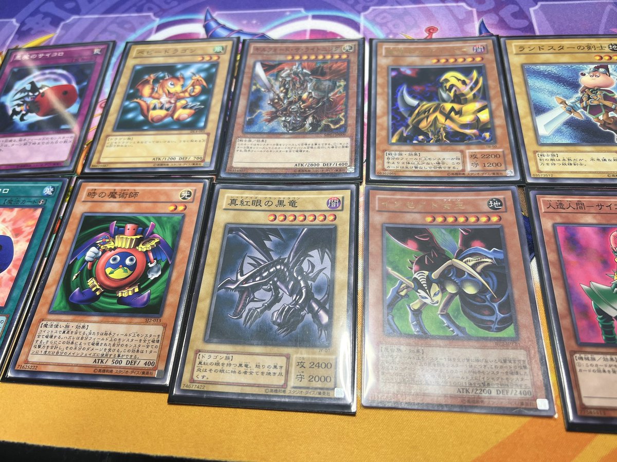 Atlantis797482's tweet photo. 城之内君の使用カード並べてみた♪
高レアリティで揃えたいわーー
懐かしすぎて楽しい❗️
アニメ見直そう〜〜

#TCG  #遊戯王トレーディングカード　#　#遊戯王カード　#コレクション #コレクター 　　 #遊戯王女子　#オリパ　#オリパ作り　
#オリジナルパック　#psa鑑定
@Atlantis797482 https://t.co/GmYSDcTB5D