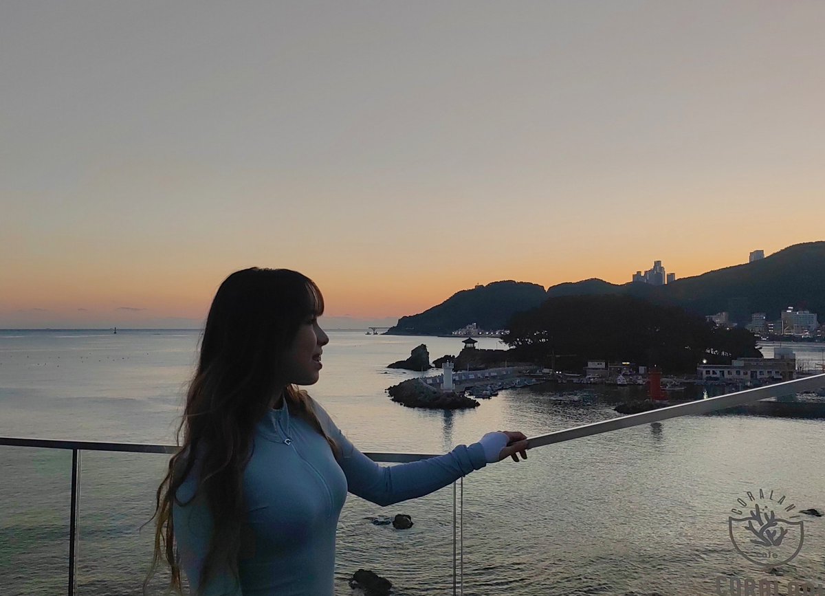 _Soo_ky's tweet photo. 💙🌄🌊 https://t.co/fJyKrQRSyR