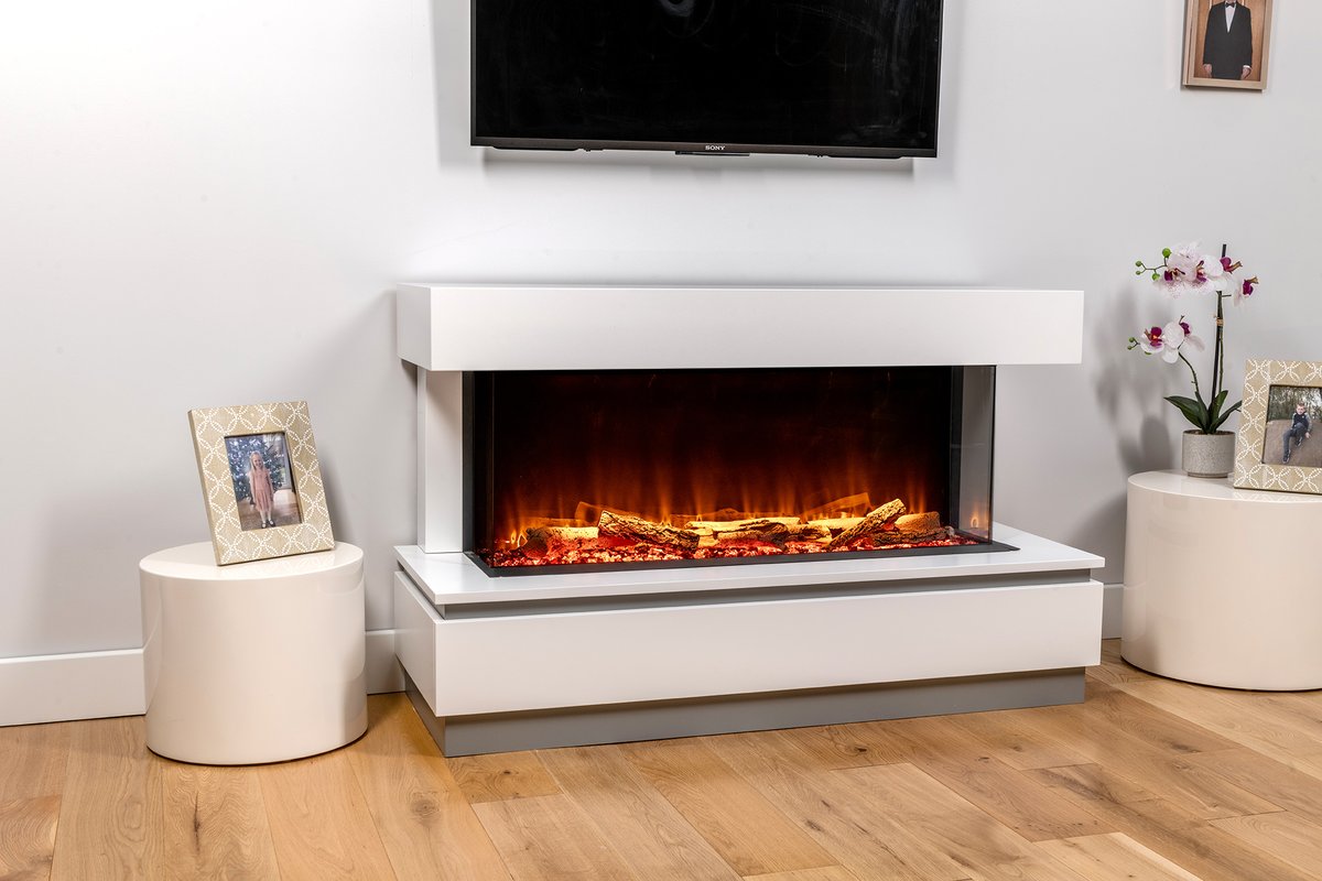 gbmantels's tweet image. Happy new year!

We're loving the new Panoramic Electric Suites...

Five HD flame colours
Optional Fuel Bed Effects
2 year warranty
Remote Control operation
Optional suite colour choices

Let us know what you think...

#ElectricFireplace #electricfires #electricfireplaceideas