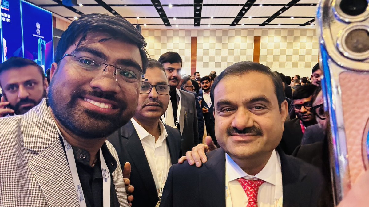 ceo_satish's tweet photo. Today meet to gautam adani https://t.co/enz3aegTuM