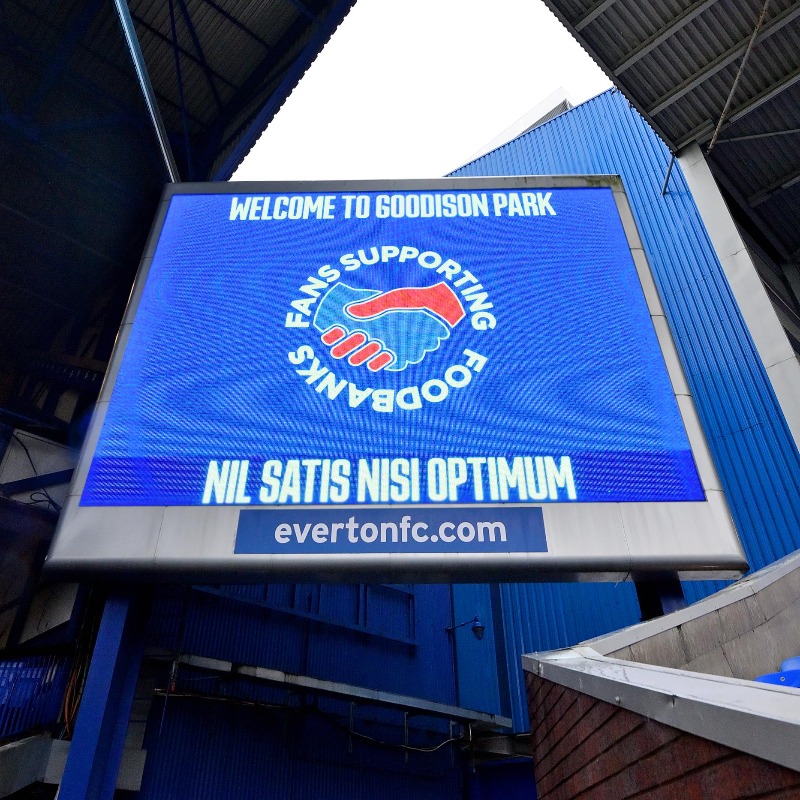 Everton's tweet photo. Attending either of our next two home games? 

If you can, please bring a food donation to @SFoodbanks. 💙