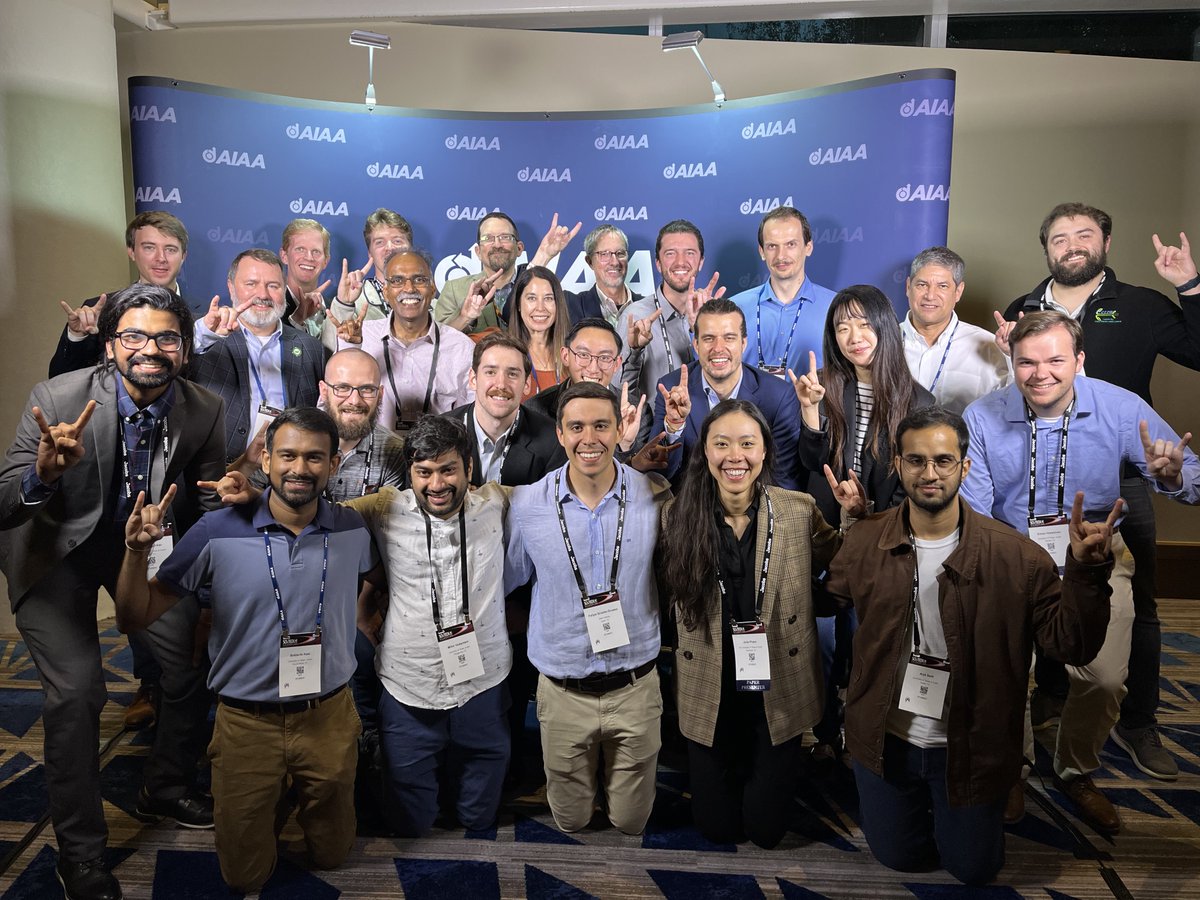 UTAerospace's tweet photo. We're pleased to see plenty of #TexasEngineering representation at the 2024 #AIAASciTech Forum and Exposition. If you're attending this week, be sure to fly over to our booth in the Expo Hall to learn why the sky is not the limit @UTAerospace! ๐๐ค@CockrellSchool @aiaa https://t.co/nqWYBNL2Lp