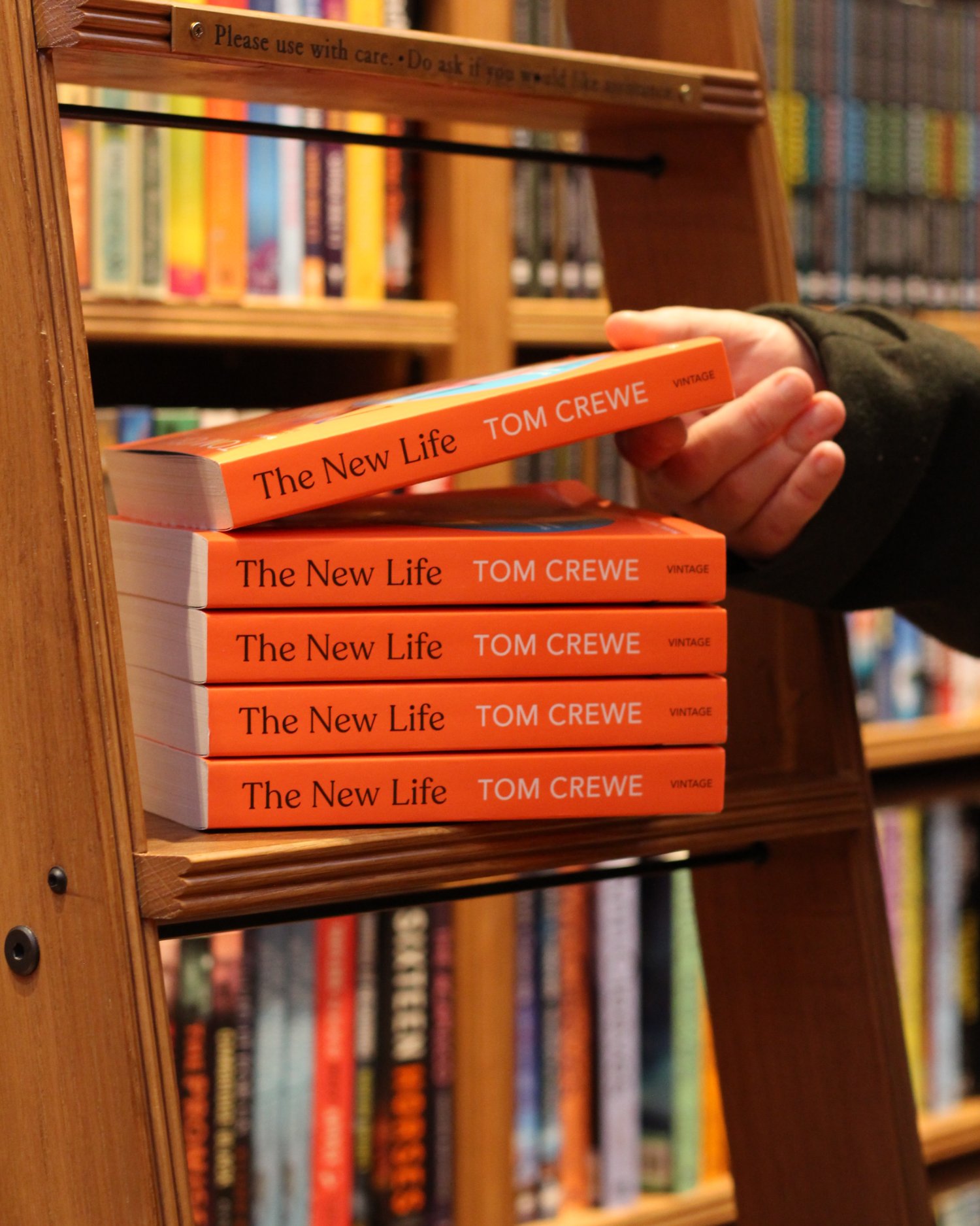 The New Life by Tom Crewe / Review 